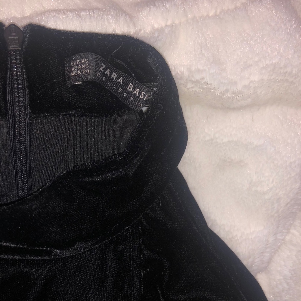 VELVET ZARA DRESS WITH CUTOUT - Picture 4 of 4